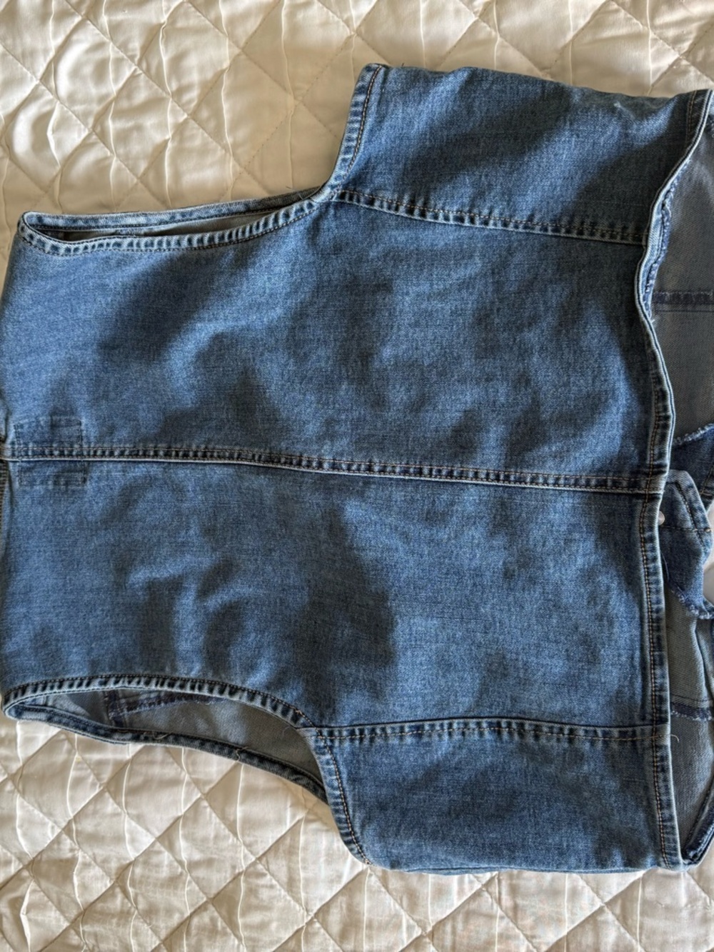 Celebrity Pink Light Wash Denim Vest XL - Picture 3 of 6